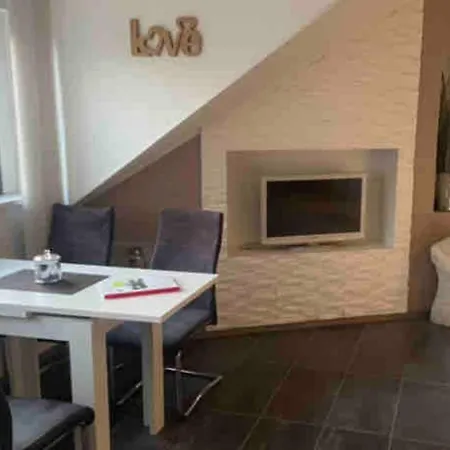 Apartament Ferienwohnung Nahe Nurburgring Hausten